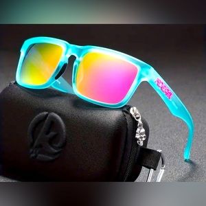 Stylish polarized sunglasses